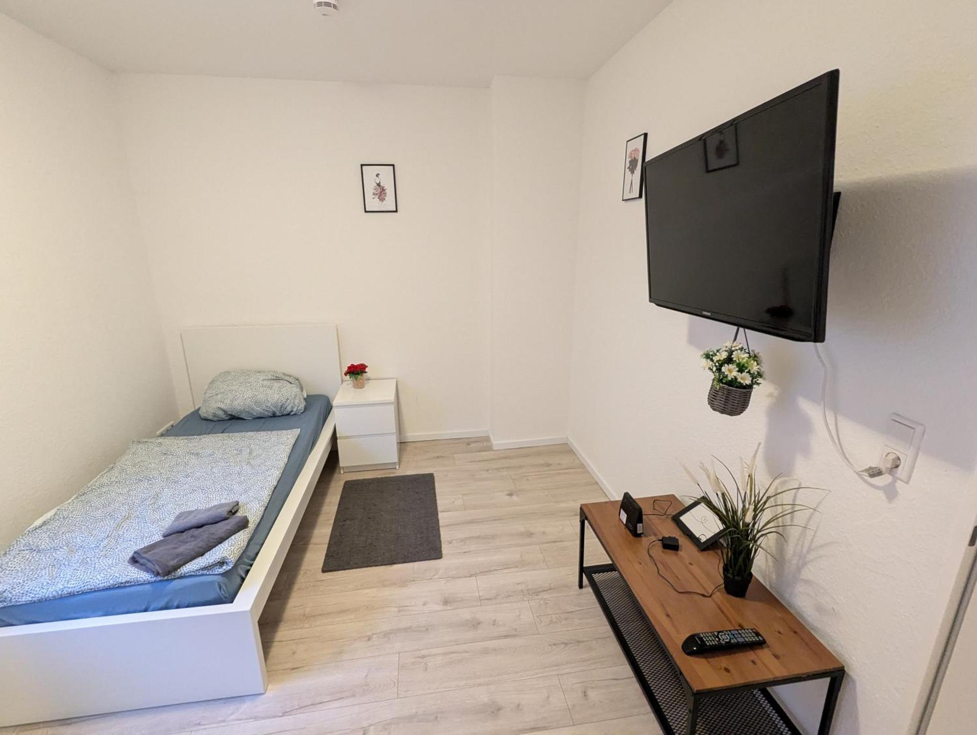 Moderne Wohnung Im Erdgeschoss Mit Terrasse I Ruhige Umgebung Bremerhaven Exteriör bild